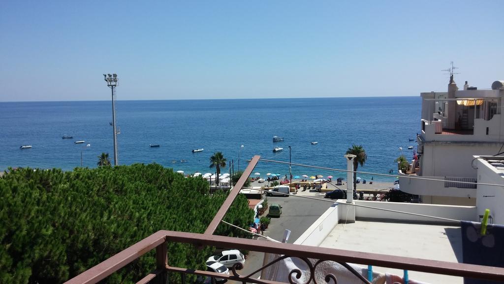 勒托阳尼Le Spiagge住宿加早餐旅馆 外观 照片